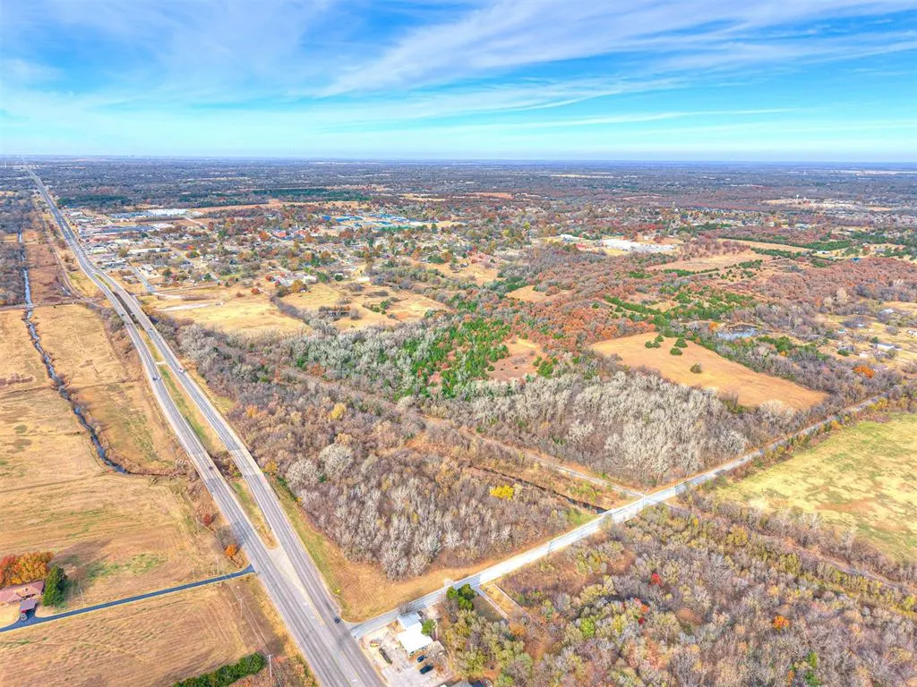 Photo 20 — UNPLTD PT SW4 SEC 24 12N 1W SE4 OF SW4 LESS RR & L, Choctaw, OK 73020