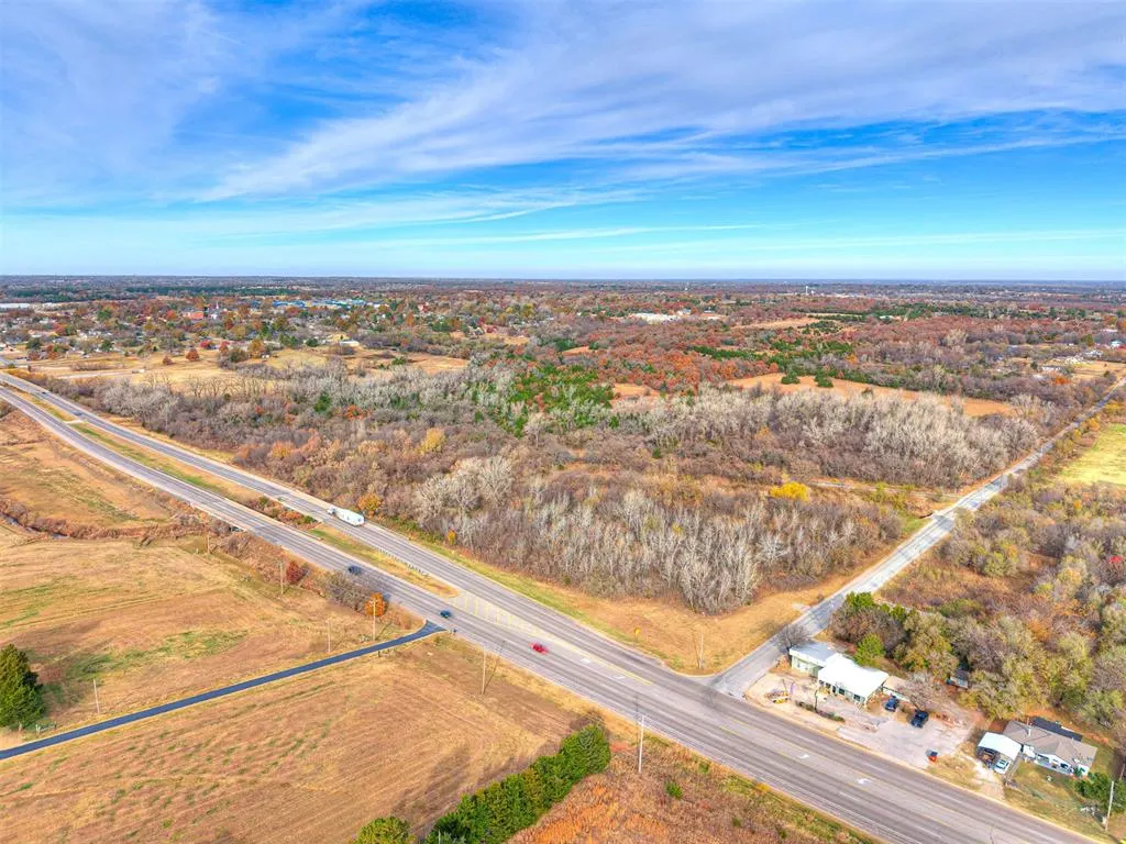 Photo 22 — UNPLTD PT SW4 SEC 24 12N 1W SE4 OF SW4 LESS RR & L, Choctaw, OK 73020
