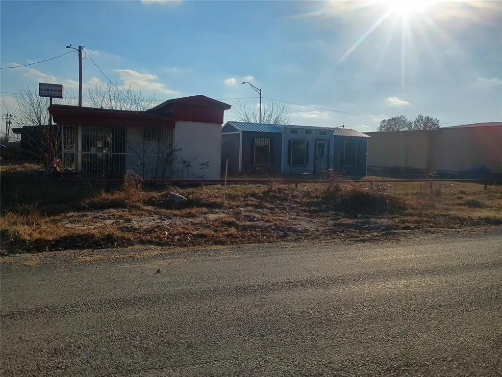 Photo 6 — 602 S 9th Street, Ringling, OK 73456