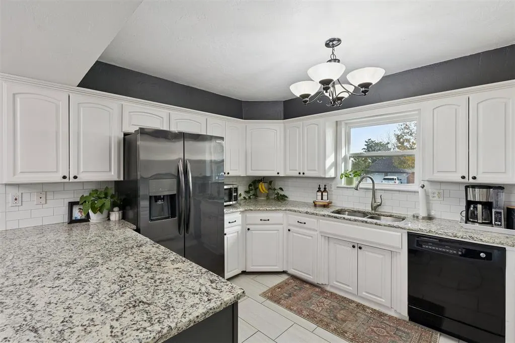 Photo 9 — 6217 N Drexel Boulevard, Oklahoma City, OK 73112