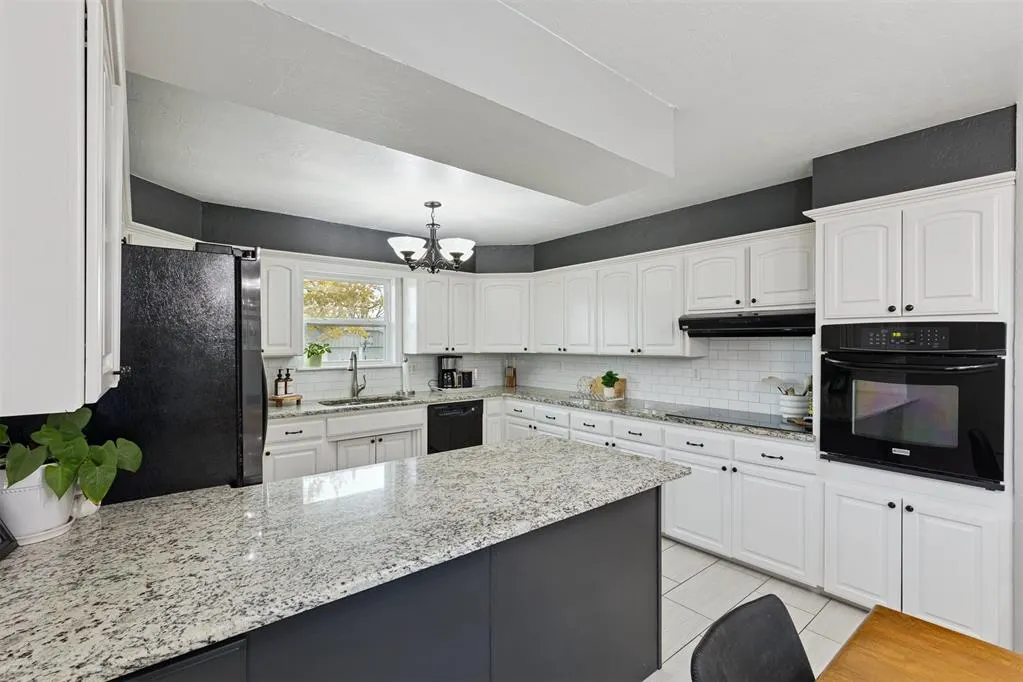 Photo 8 — 6217 N Drexel Boulevard, Oklahoma City, OK 73112