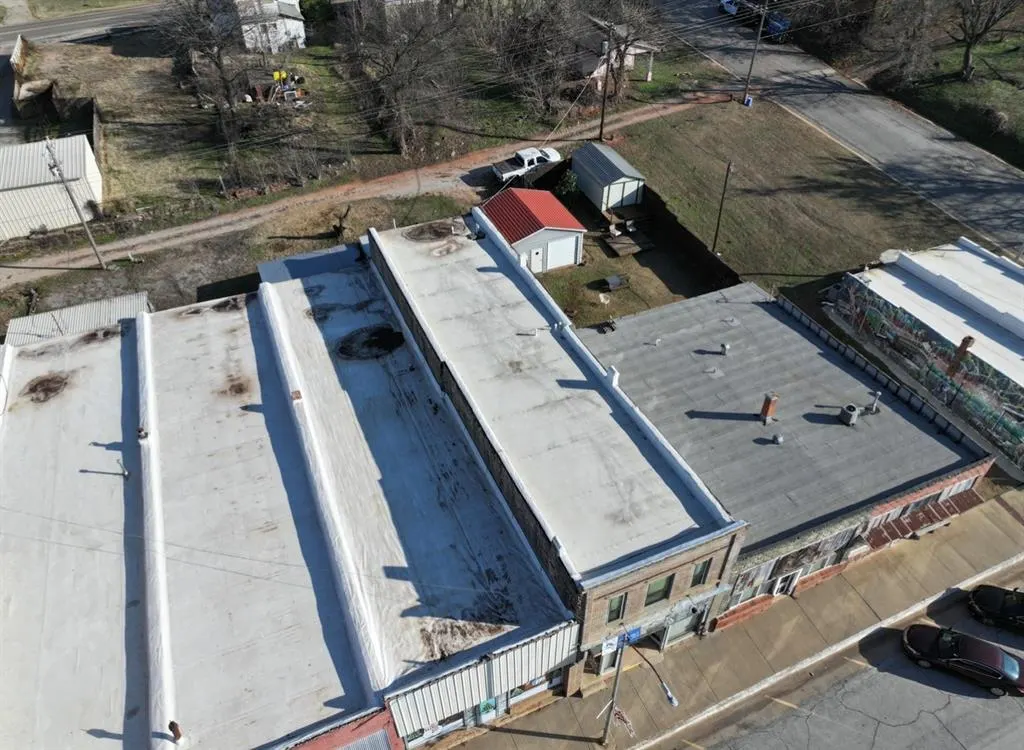 Photo 3 — 116 S Main Street, Luther, OK 73054