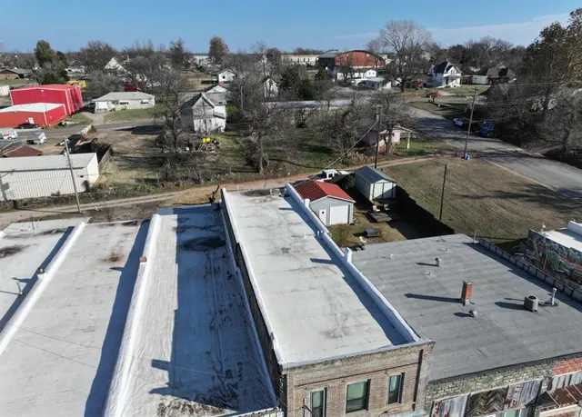 Photo 4 — 116 S Main Street, Luther, OK 73054