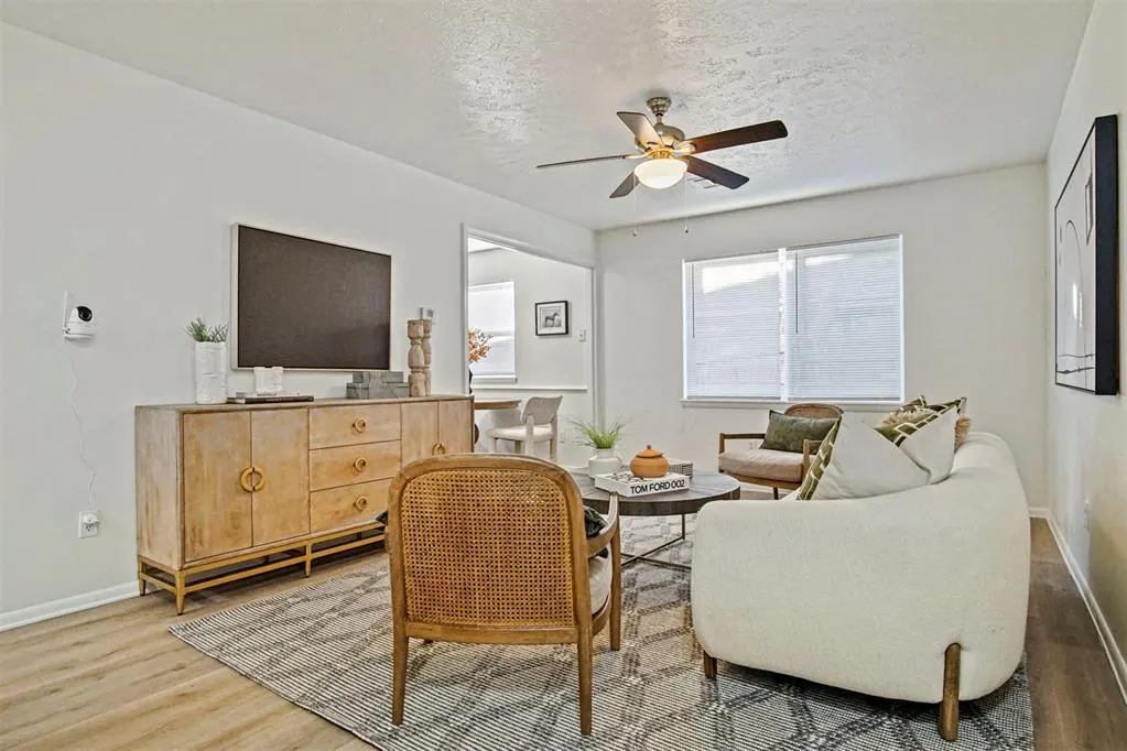 Photo 11 — 1112 NW 104th Street, Oklahoma City, OK 73114
