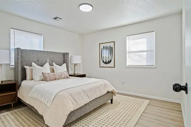 Photo 4 — 1112 NW 104th Street, Oklahoma City, OK 73114