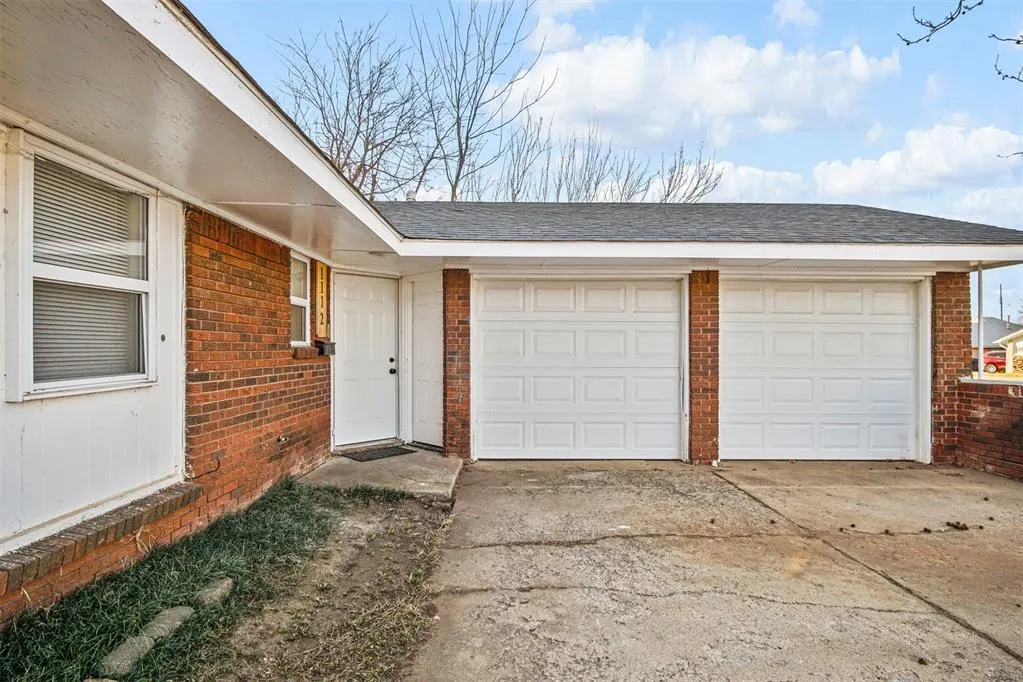 Photo 25 — 1112 NW 104th Street, Oklahoma City, OK 73114