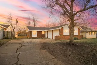 Sold home at 1112 NW 104th Street