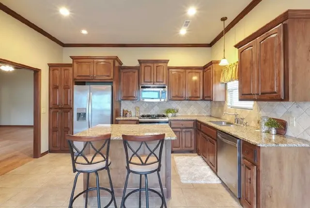 Photo 7 — 2016 Lantana Circle, Shawnee, OK 74804