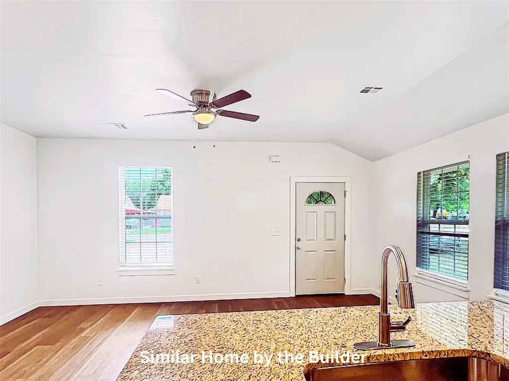 Photo 9 — 410 NW Arlington Avenue, Lawton, OK 73507