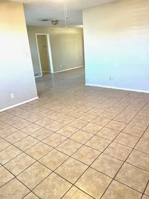 Photo 2 — 1304 N Market Street, Cordell, OK 73632