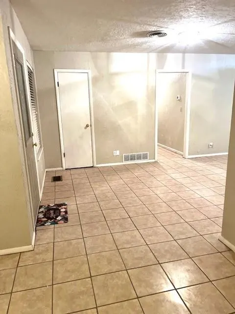 Photo 4 — 1304 N Market Street, Cordell, OK 73632