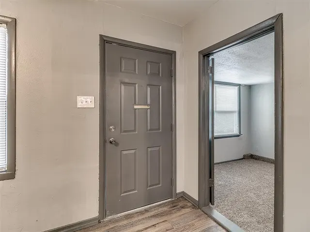 Photo 3 — 4209 NE 19th Street, Oklahoma City, OK 73121