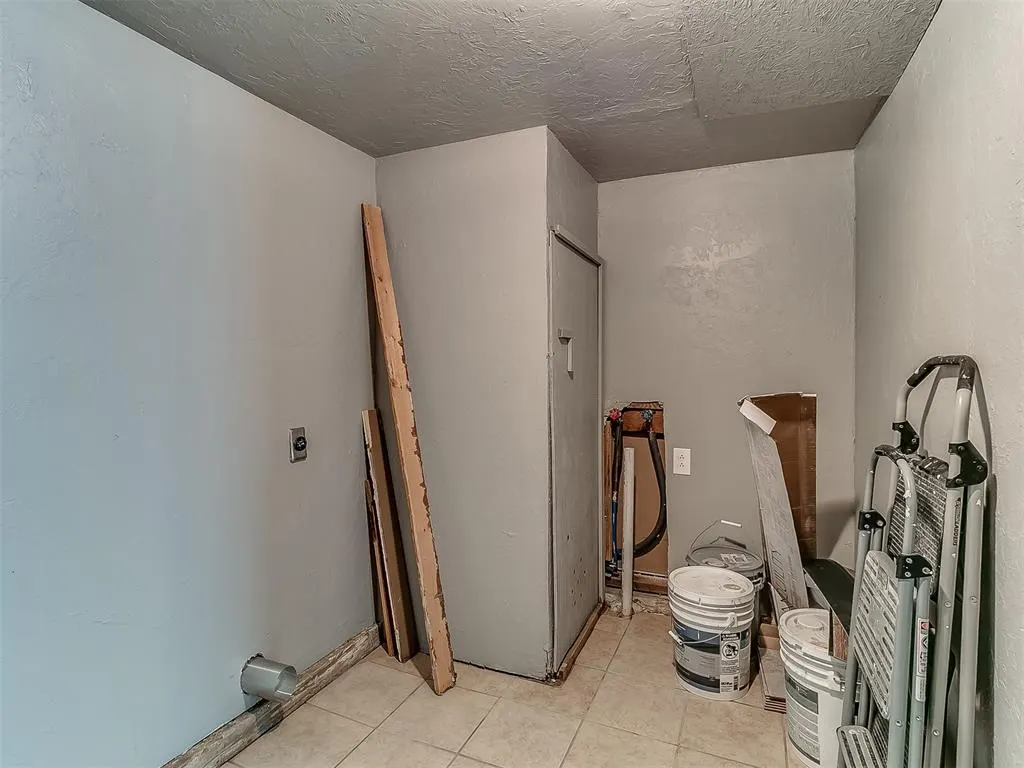 Photo 19 — 4209 NE 19th Street, Oklahoma City, OK 73121