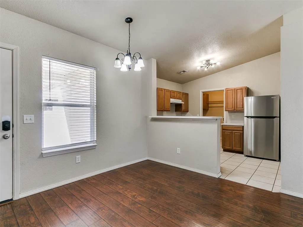 Photo 8 — 15400 Camellia Road, Oklahoma City, OK 73170