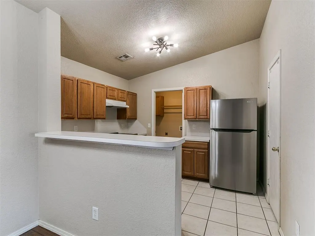 Photo 11 — 15400 Camellia Road, Oklahoma City, OK 73170