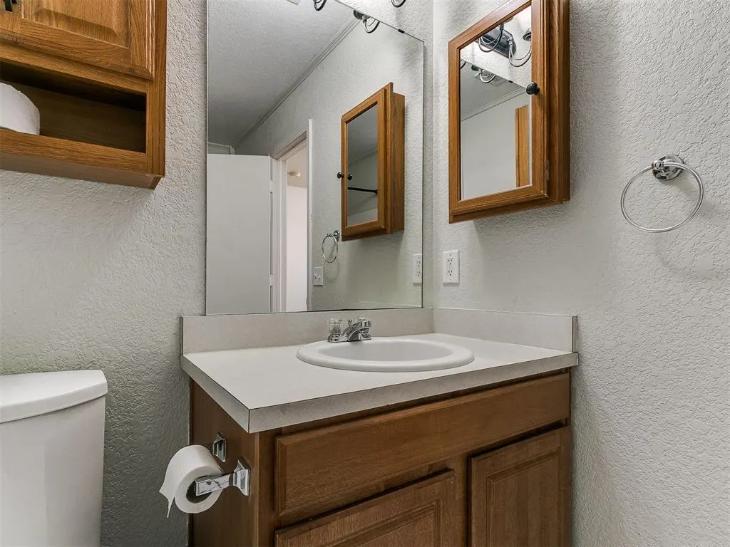 Photo 24 — 15400 Camellia Road, Oklahoma City, OK 73170