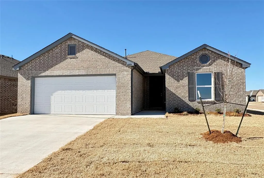 Front exterior — 449 Silas Drive, Tuttle, OK 73089