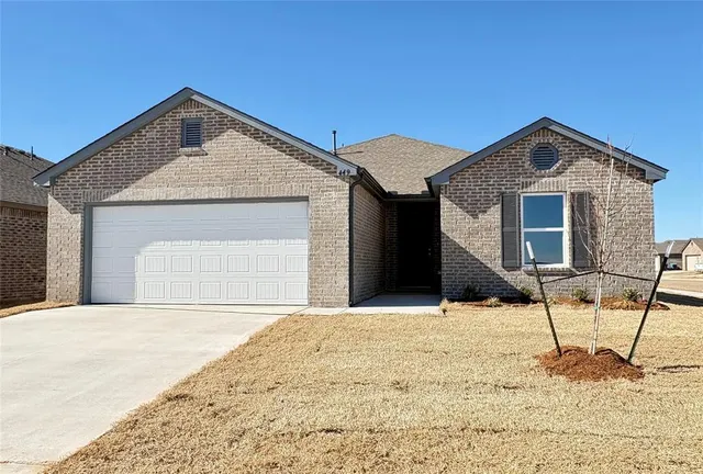 Front exterior — 449 Silas Drive, Tuttle, OK 73089