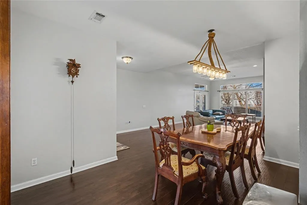Photo 14 — 1905 Fox Hunt Lane, Edmond, OK 73003