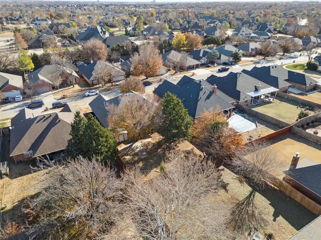 Photo 43 — 15613 Summit Parke Drive, Edmond, OK 73013