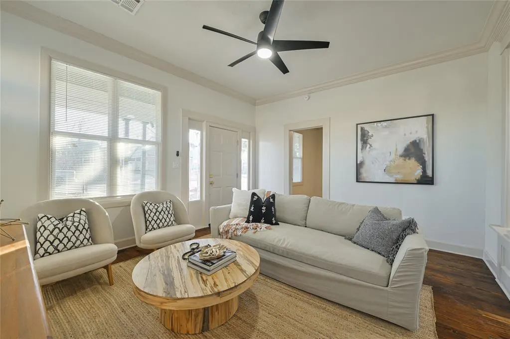 Photo 7 — 2431 W Eubanks Street, Oklahoma City, OK 73112