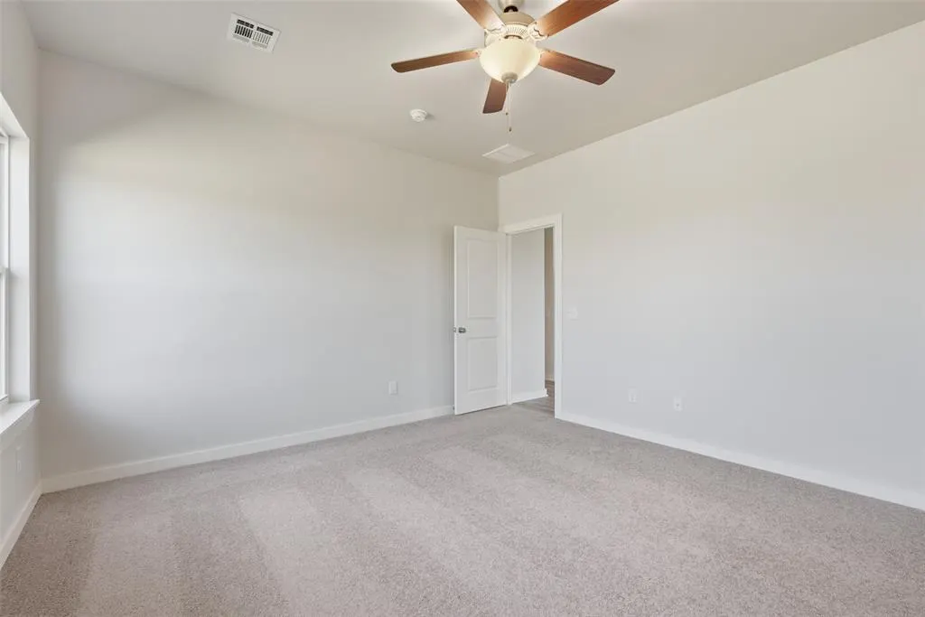 Photo 17 — 3501 Manning Farms Boulevard, El Reno, OK 73036