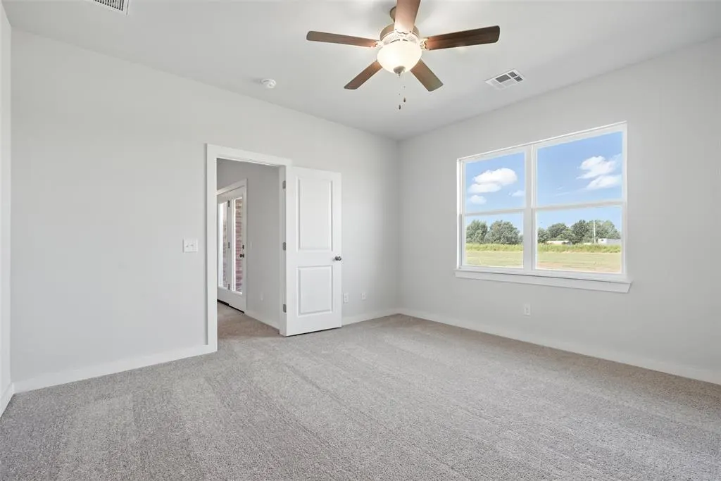 Photo 16 — 1018 Prairie Drive, Tuttle, OK 73089