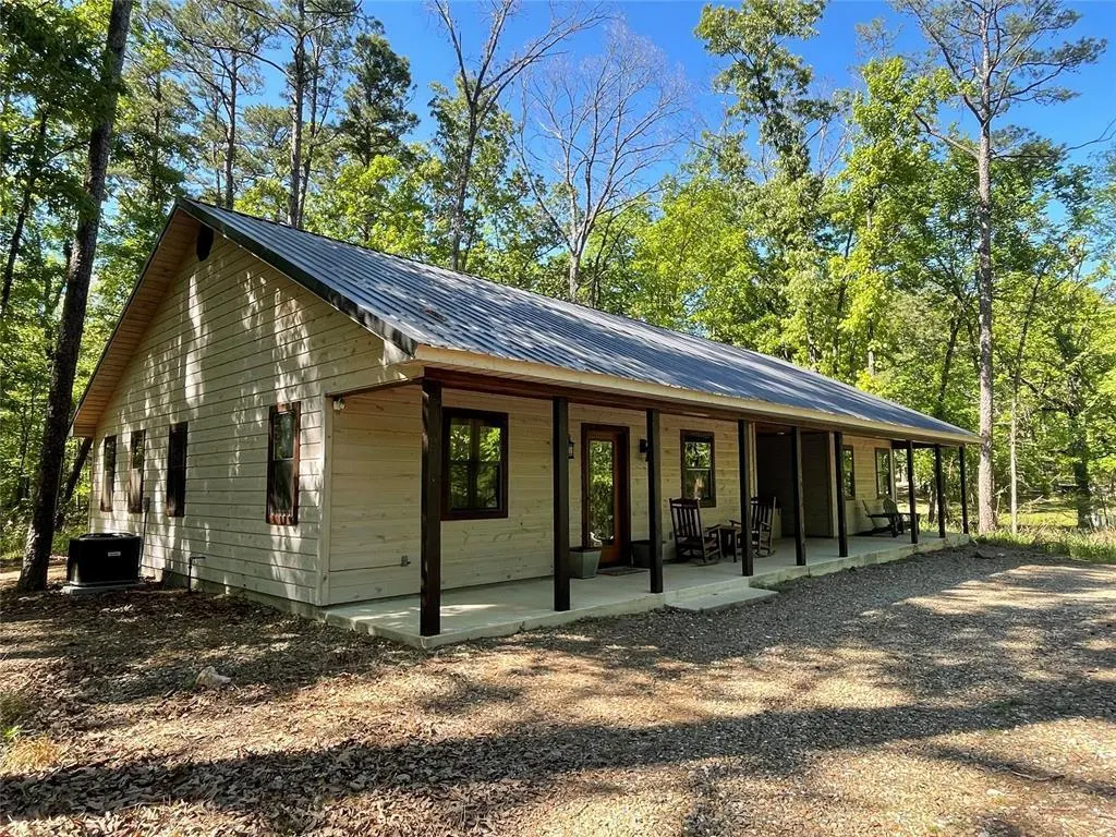 Photo 2 — 670 Pine Meadow Lane, Broken Bow, OK 74748