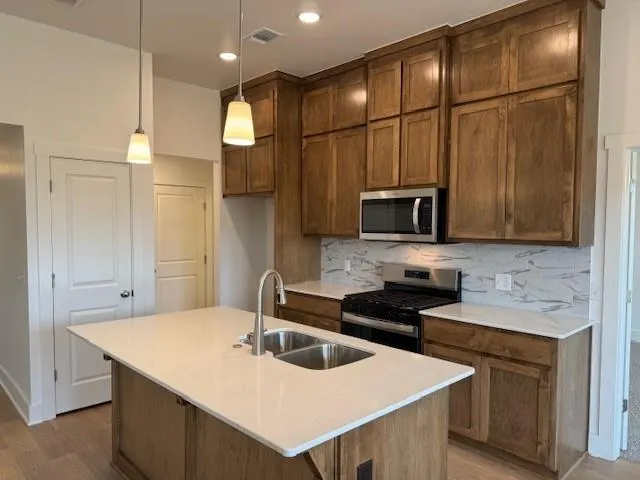 Photo 8 — 15816 Switchgrass Place, Oklahoma City, OK 73170