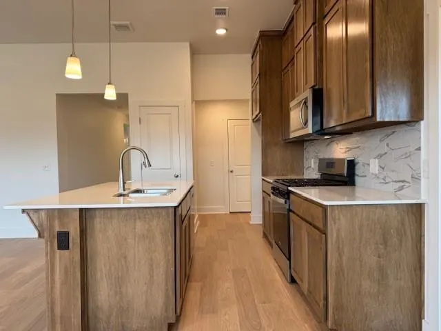 Photo 11 — 15816 Switchgrass Place, Oklahoma City, OK 73170