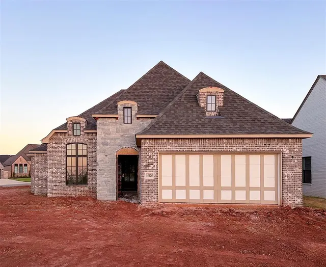 Front exterior — 15625 Stillmeadows Drive, Edmond, OK 73013