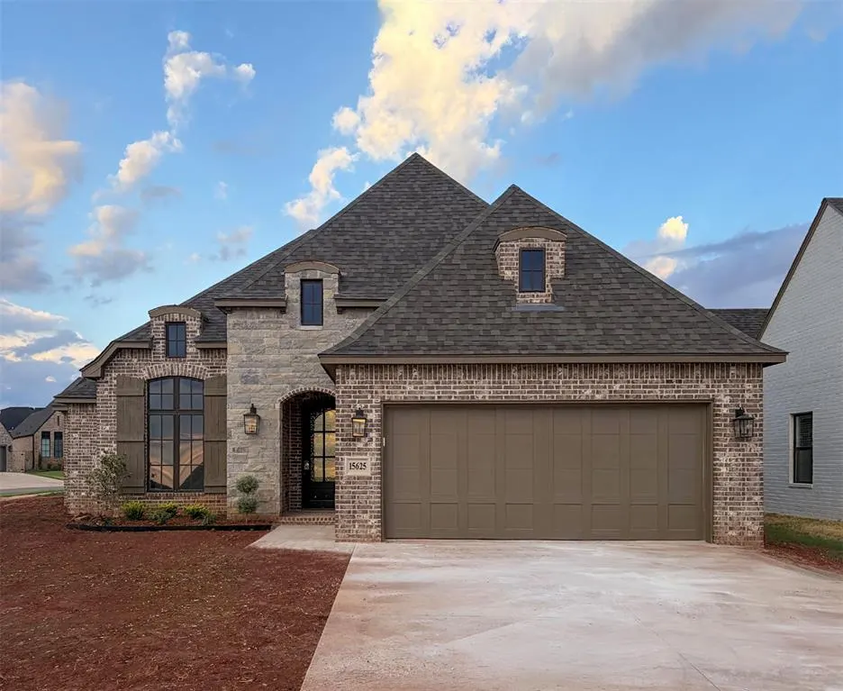 Front exterior — 15625 Stillmeadows Drive, Edmond, OK 73013