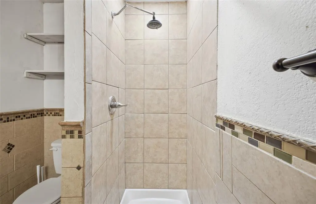Photo 18 — 2140 Kimberlee Court, Norman, OK 73026
