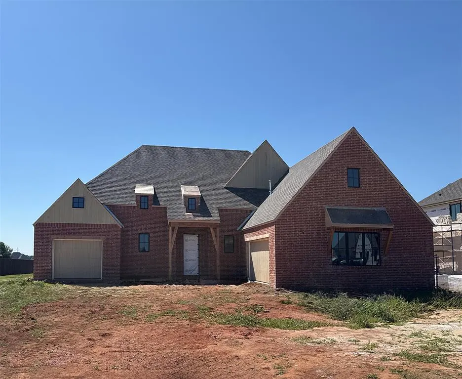 Front exterior — 418 Venetian Avenue, Piedmont, OK 73078