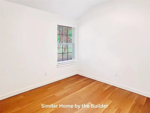 Photo 5 — 1719 SW Washington Avenue, Lawton, OK 73507