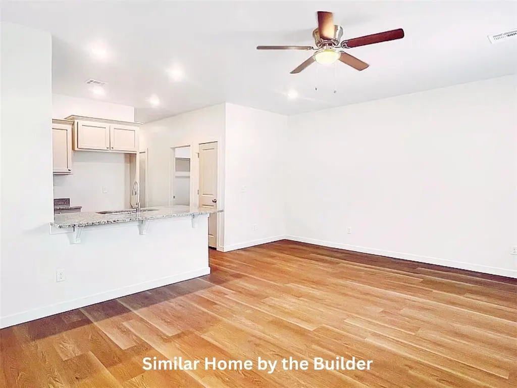 Photo 12 — 1719 SW Washington Avenue, Lawton, OK 73507