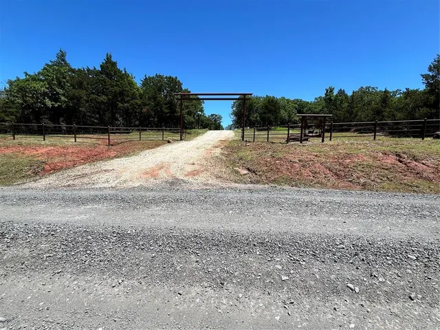 Photo 4 — 01 E 1b Painted Sky Road, Harrah, OK 73045