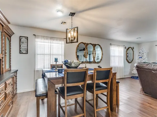 Photo 5 — 11012 Greystone Avenue, The Village, OK 73120