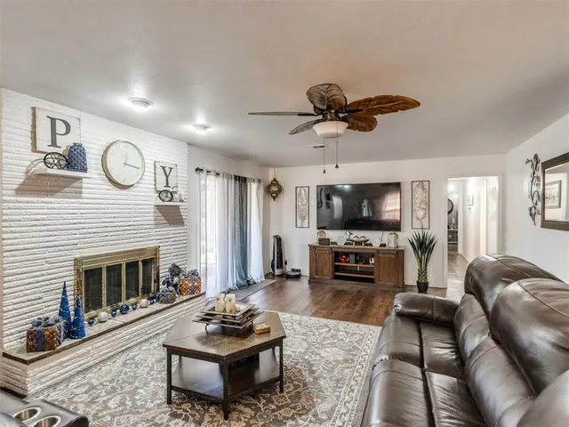 Photo 7 — 11012 Greystone Avenue, The Village, OK 73120