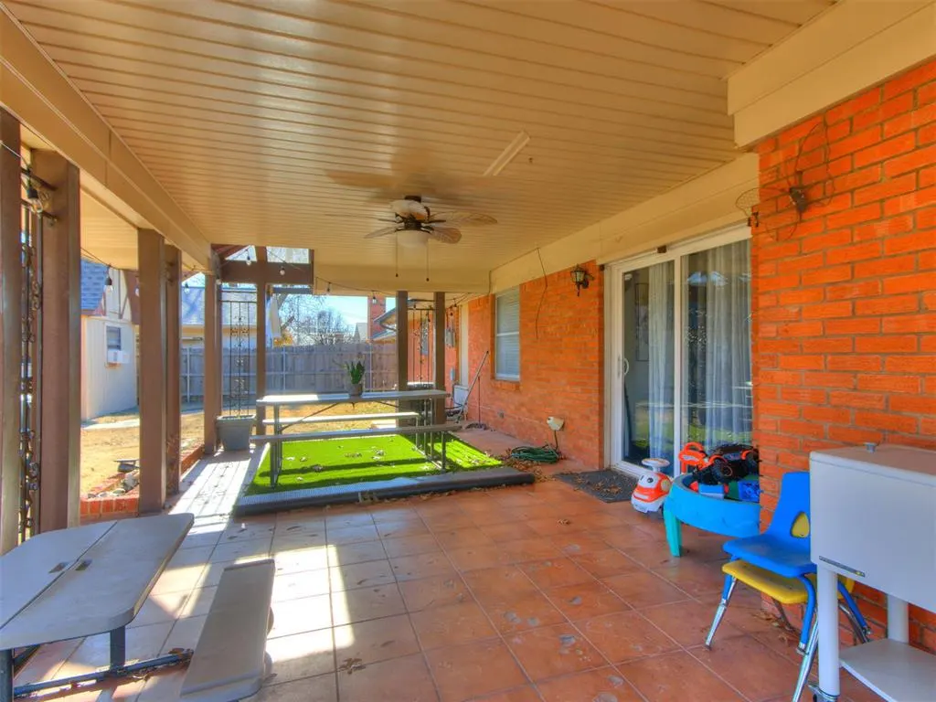 Photo 9 — 11012 Greystone Avenue, The Village, OK 73120