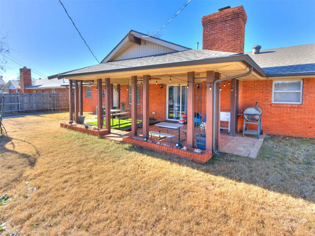 Photo 16 — 11012 Greystone Avenue, The Village, OK 73120
