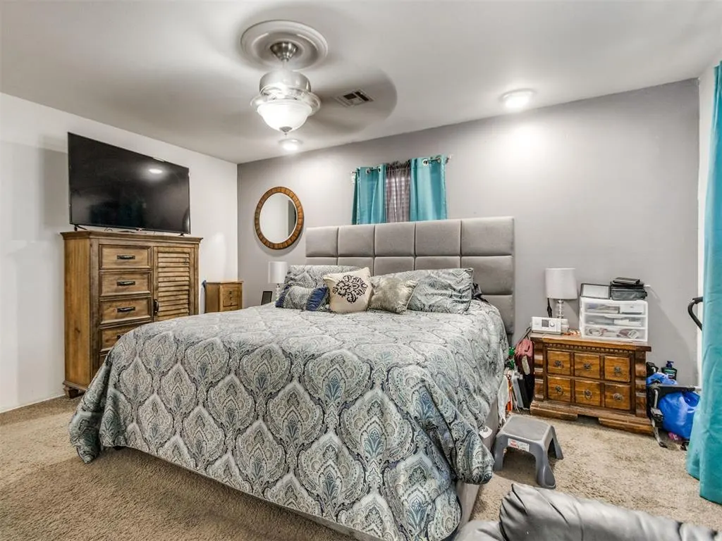Photo 31 — 11012 Greystone Avenue, The Village, OK 73120