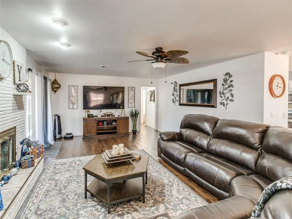 Photo 39 — 11012 Greystone Avenue, The Village, OK 73120