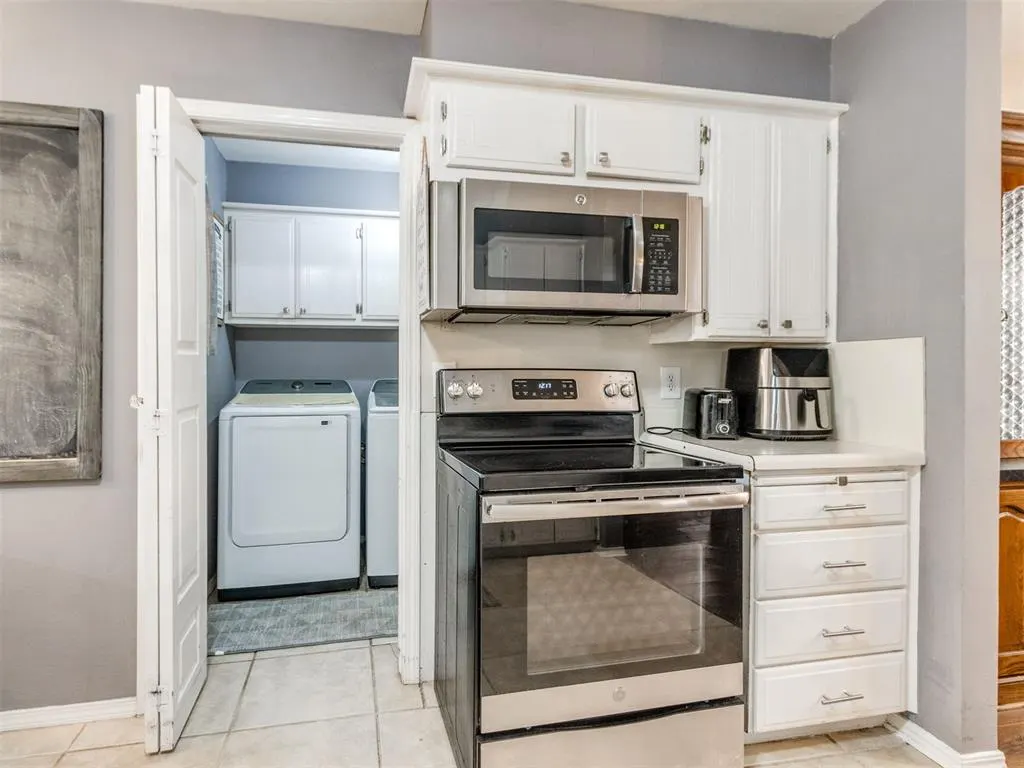 Photo 47 — 11012 Greystone Avenue, The Village, OK 73120