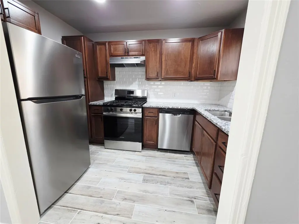 Photo 6 — 2720 N lyons Drives, Oklahoma City, OK 73111