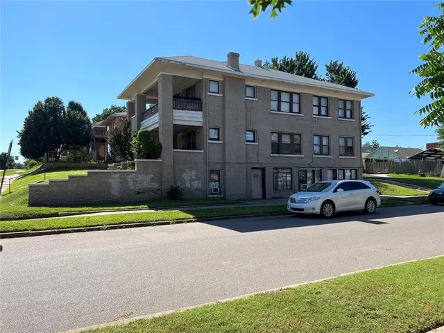 Photo 3 — 1201 NW 9th Street, Oklahoma City, OK 73106