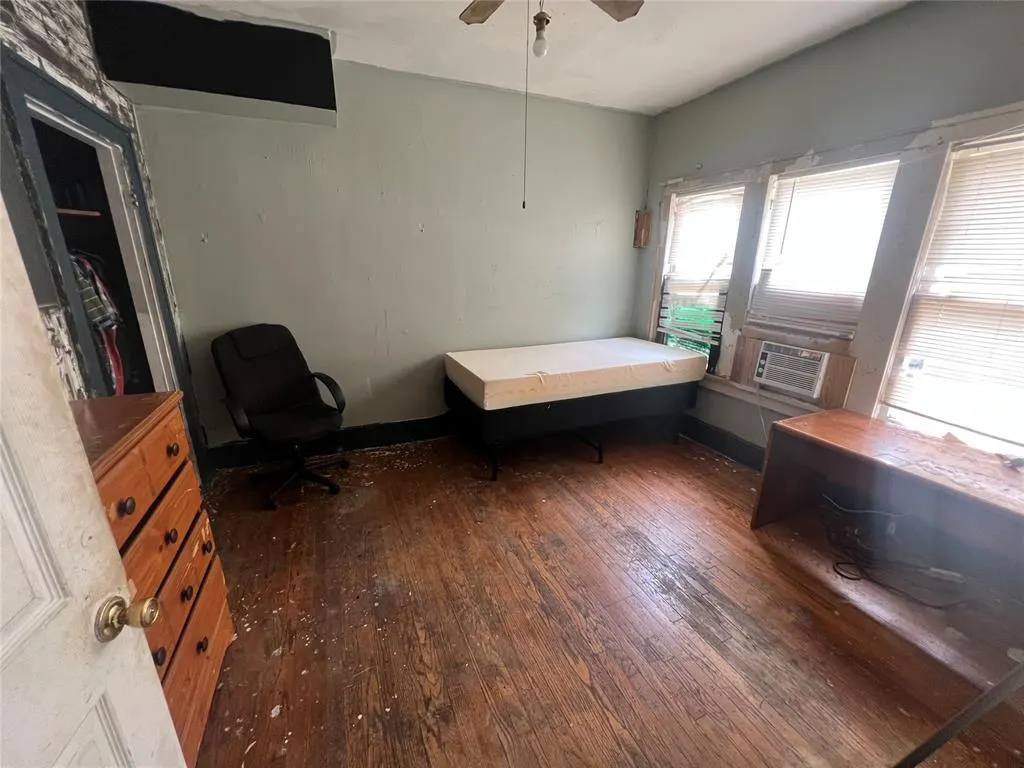Photo 6 — 1201 NW 9th Street, Oklahoma City, OK 73106