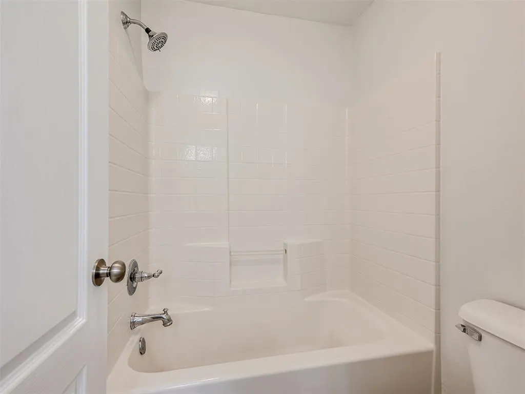 Photo 26 — 228 Millbury Road, Norman, OK 73071