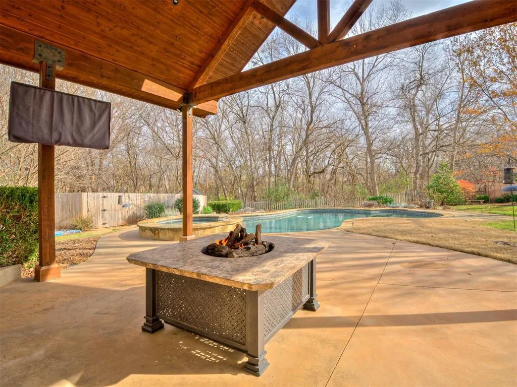 Photo 37 — 228 Millbury Road, Norman, OK 73071