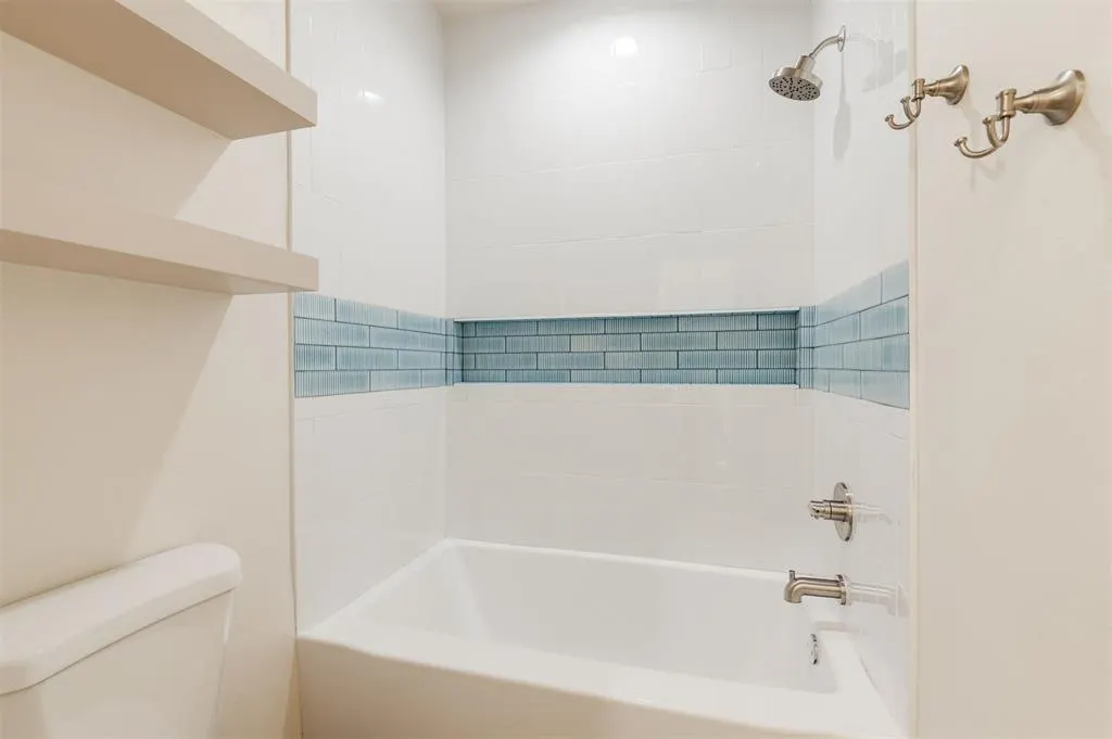 Photo 32 — 2401 Heathery Park, Oklahoma City, OK 73128